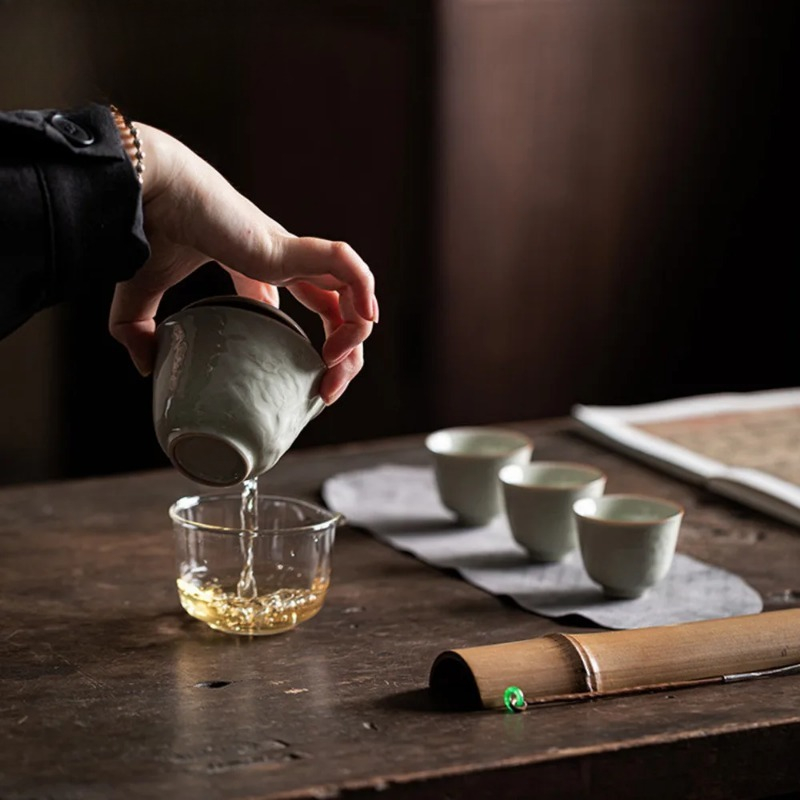 طقم وعاء بغطاء منقوش يدويًا فا - مراجعة Korean Tea Set وسعره